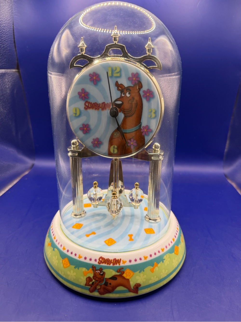 Scooby-Doo Porcelain Anniversary Clock by Cartoon Network